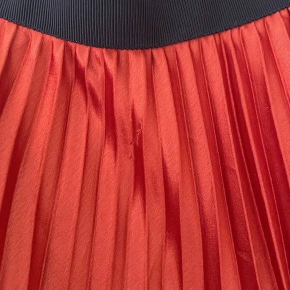 Ted Baker London sunburst pleated skirt. Size 2 (Ted Size) Size 6 US - Picture 5 of 10